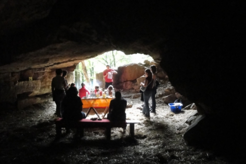 Höhlenapéro und geistiges Bettmümpfeli im Tafeljura