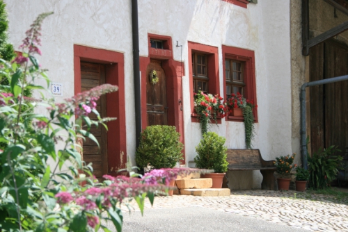 Höhlenapéro und geistiges Bettmümpfeli im Tafeljura